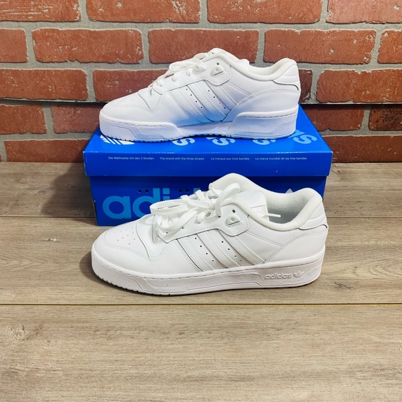 adidas Men's Rivalry Low Shoes size 10 no box - Picture 1 of 13